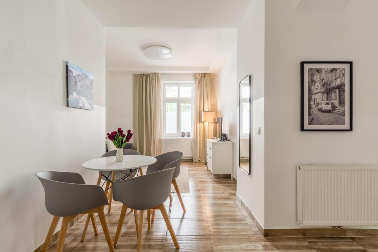 Xxxl Bed/ Free Parking/ Central Вена Экстерьер фото
