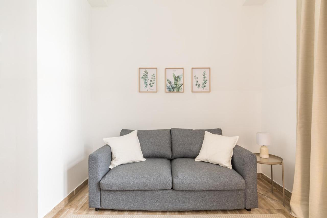 Xxxl Bed/ Free Parking/ Central Вена Экстерьер фото